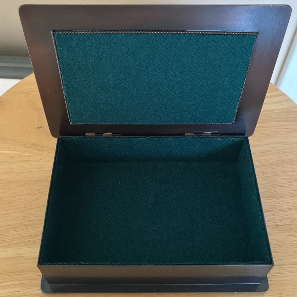 Polish Brown Metal Decorative Box With Hinged Lid -Vintage - Picture 2 of 7